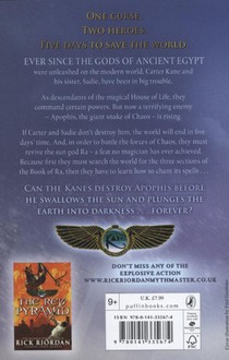 The Throne of Fire (The Kane Chronicles Book 2) achterzijde