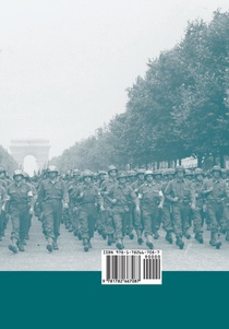 Strategic Retrenchment and Renewal in the American Experience achterzijde