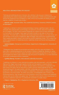 Exploring Distance in Leader-Follower Relationships achterzijde