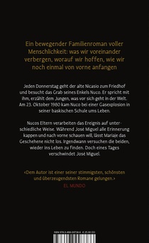 Der Junge achterzijde