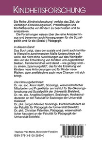 Spannungsfeld Familienkindheit achterzijde