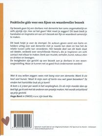 Op bezoek bij een dierbare met dementie achterzijde