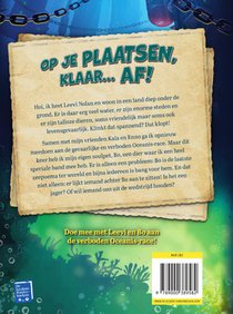 Race door de branding achterzijde