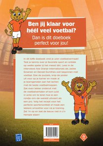 Het KNVB voetbal doeboek achterzijde