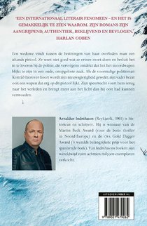 Razende storm achterzijde