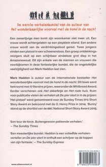 De pier stort in achterzijde