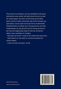 Zwarte schuur achterzijde