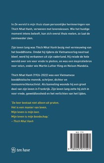 De wereld is mijn thuis achterzijde