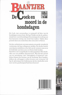 De Cock en de moord in de hondsdagen achterzijde