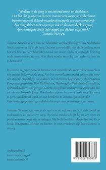 Tommie in gesprek achterzijde