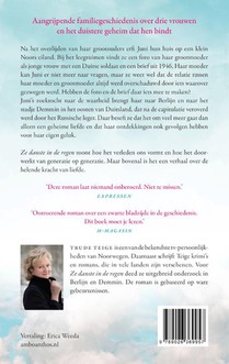 Ze danste in de regen achterzijde