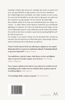 Een reiziger achterzijde