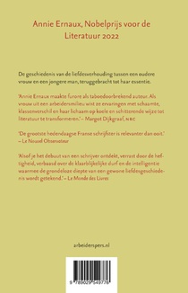 De jongeman achterzijde