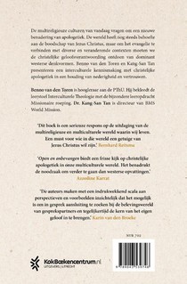 Open en onbevangen achterzijde