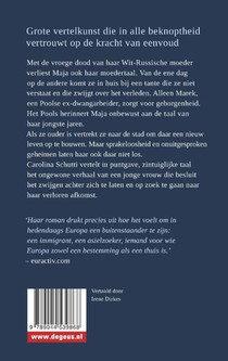 Lopen over zacht gras achterzijde