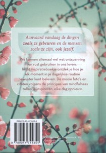 Mindful op elk moment achterzijde