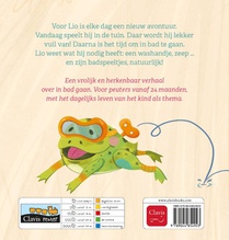 Lio gaat in bad achterzijde