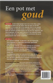 Een pot met goud achterzijde