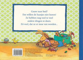 Als zeven kleine haasjes moeten gaan slapen achterzijde