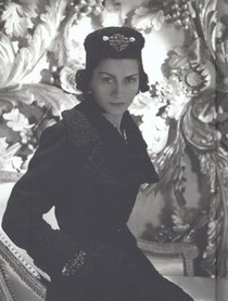 Vogue over Coco Chanel achterzijde