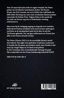 De maon hef nacht under de nagels achterzijde