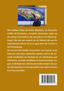 Een reisbureau in Sint-Petersburg achterzijde