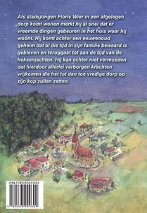 De Heks Boven in de Kast op Zolder achterzijde