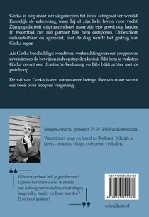 De val van Gorka achterzijde