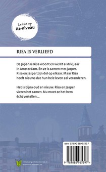 Risa is verliefd achterzijde