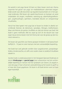 De wereld in met yoga achterzijde