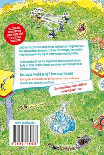 De waanzinnige boomhut van 156 verdiepingen achterzijde