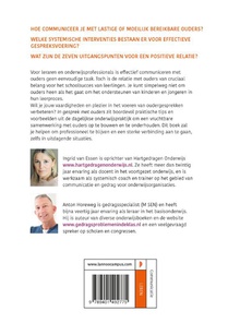 In gesprek met ouders achterzijde