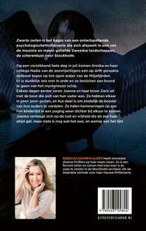 Zwarte zeilen achterzijde