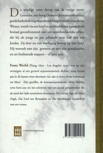 Het bleekblauwe handschrift van een vrouw achterzijde