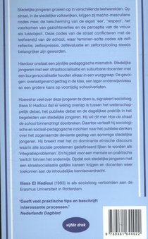 Hoe de straat de school binnendringt achterzijde