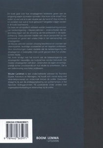 Blauwe patronen achterzijde