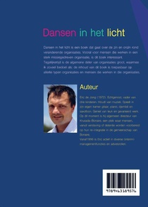 Dansen in het licht achterzijde