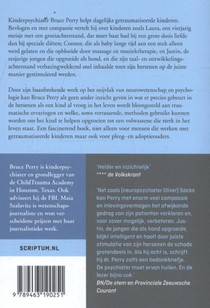 De jongen die opgroeide als hond achterzijde