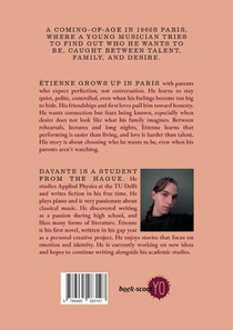 Étienne achterzijde