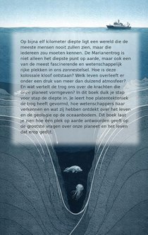 Alles over de Marianentrog achterzijde