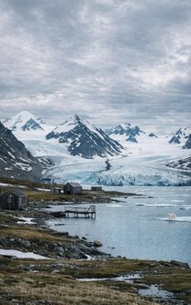 Alles over Spitsbergen achterzijde