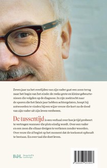 De tussentijd achterzijde