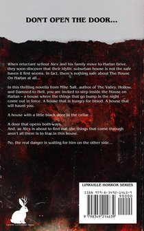 The House on Harlan achterzijde