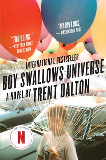 Boy Swallows Universe voorzijde