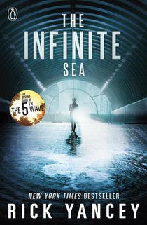 The 5th Wave: The Infinite Sea (Book 2) voorzijde