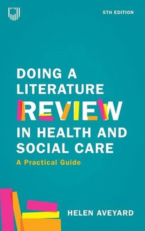 Doing a Literature Review in Health and Social Care: A Practical Guide 5e voorzijde