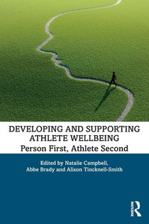 Developing and Supporting Athlete Wellbeing voorzijde