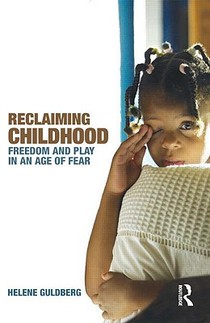 Reclaiming Childhood voorzijde