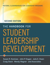 The Handbook for Student Leadership Development voorzijde