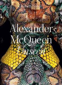 Alexander McQueen: Unseen voorzijde